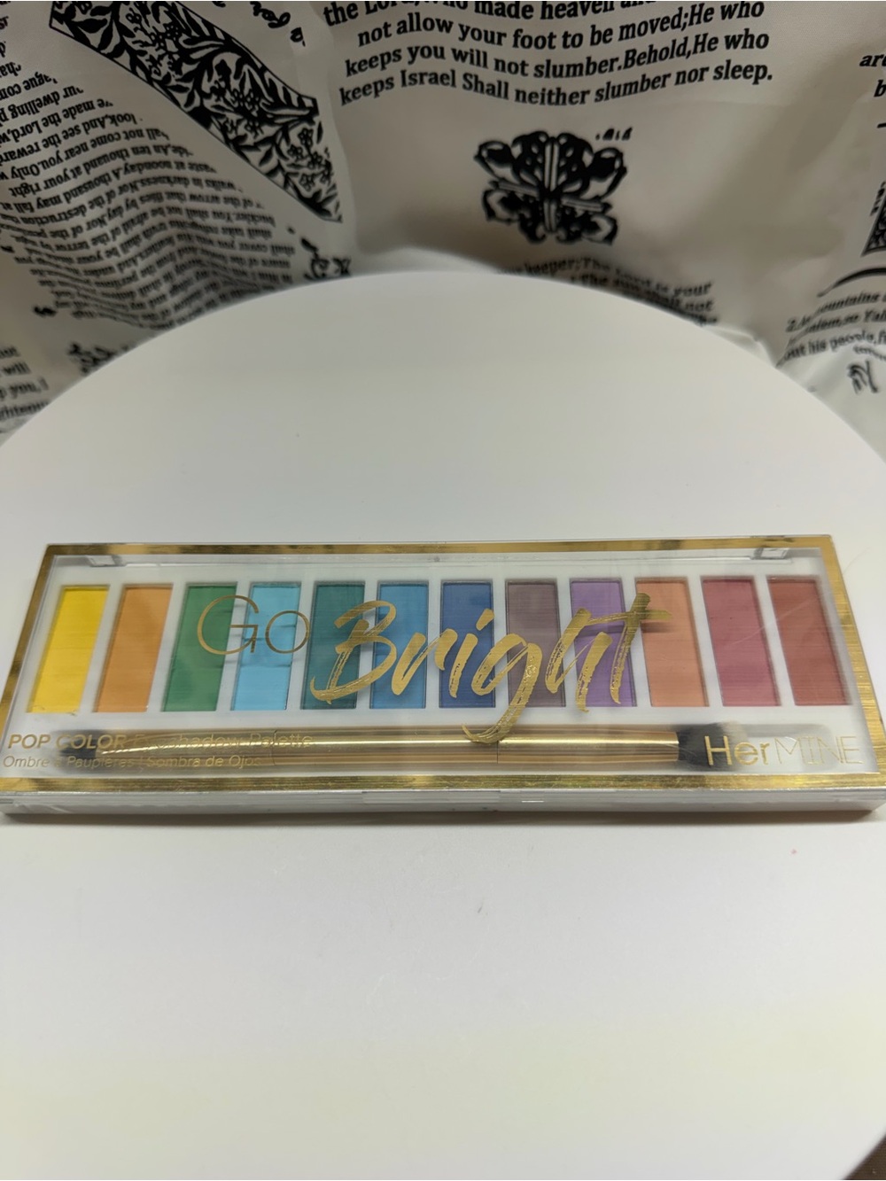 Go Bright Eyeshadow Palette